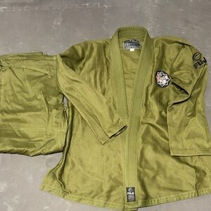 Fuji Olive Green Jiu-Jitsu Gi see last image for proper color representation